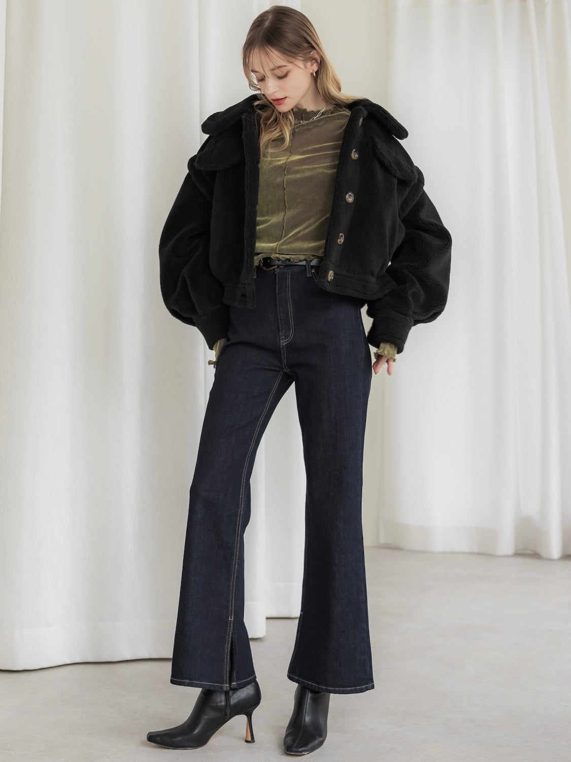 Wide collar boa coat