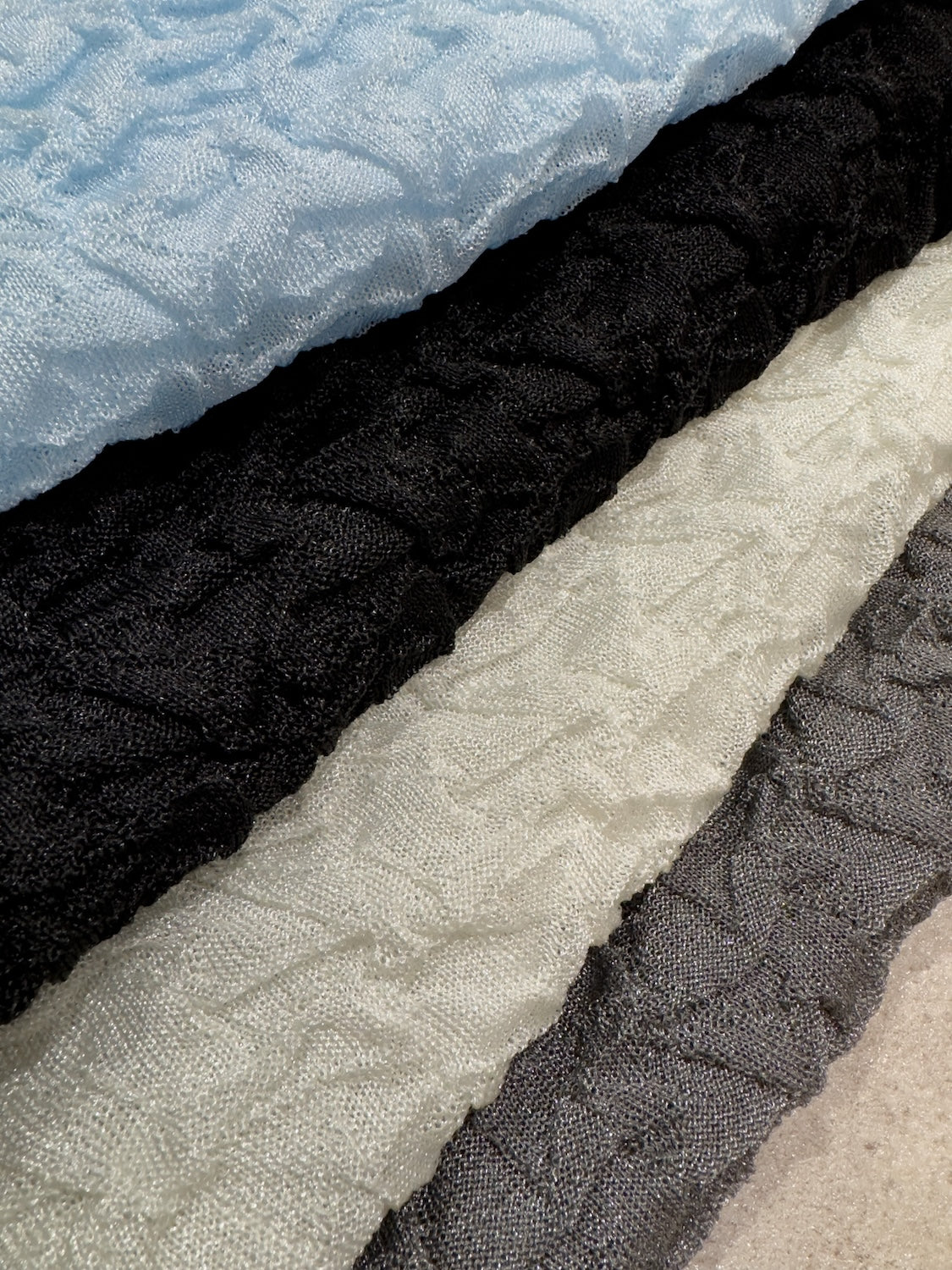 ランダムニット Sheer トップス