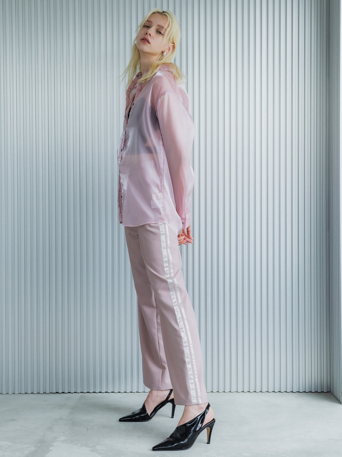 MODEL:175cm<br>COLOR:ピンク