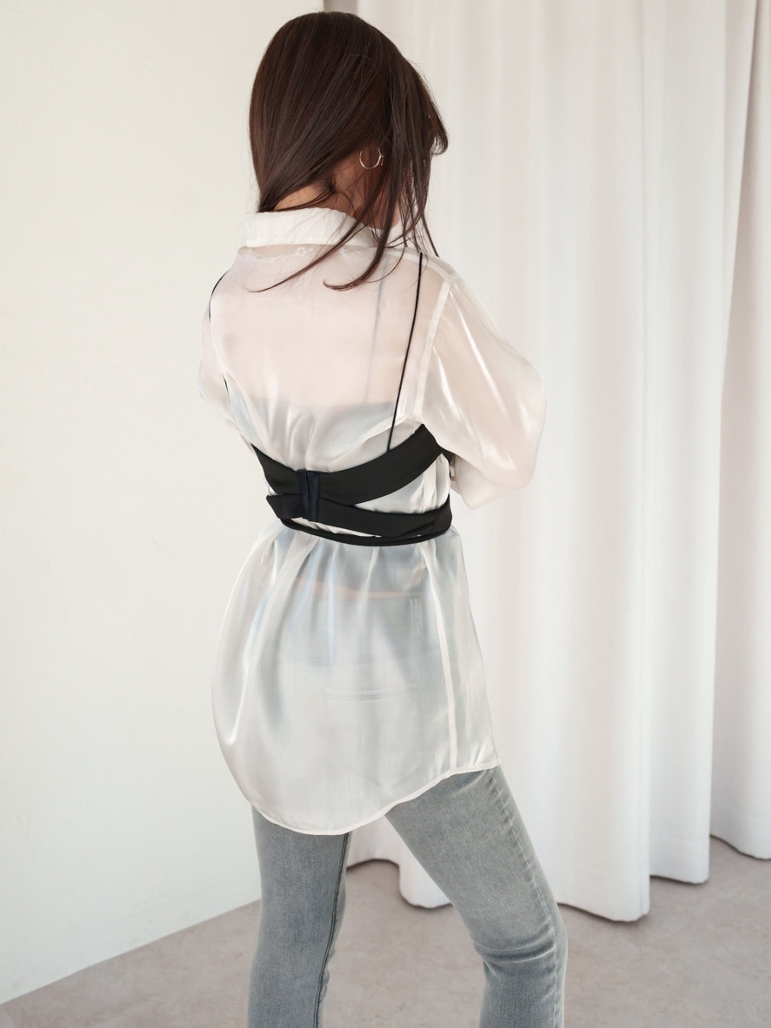 Smooth corset-like bustier