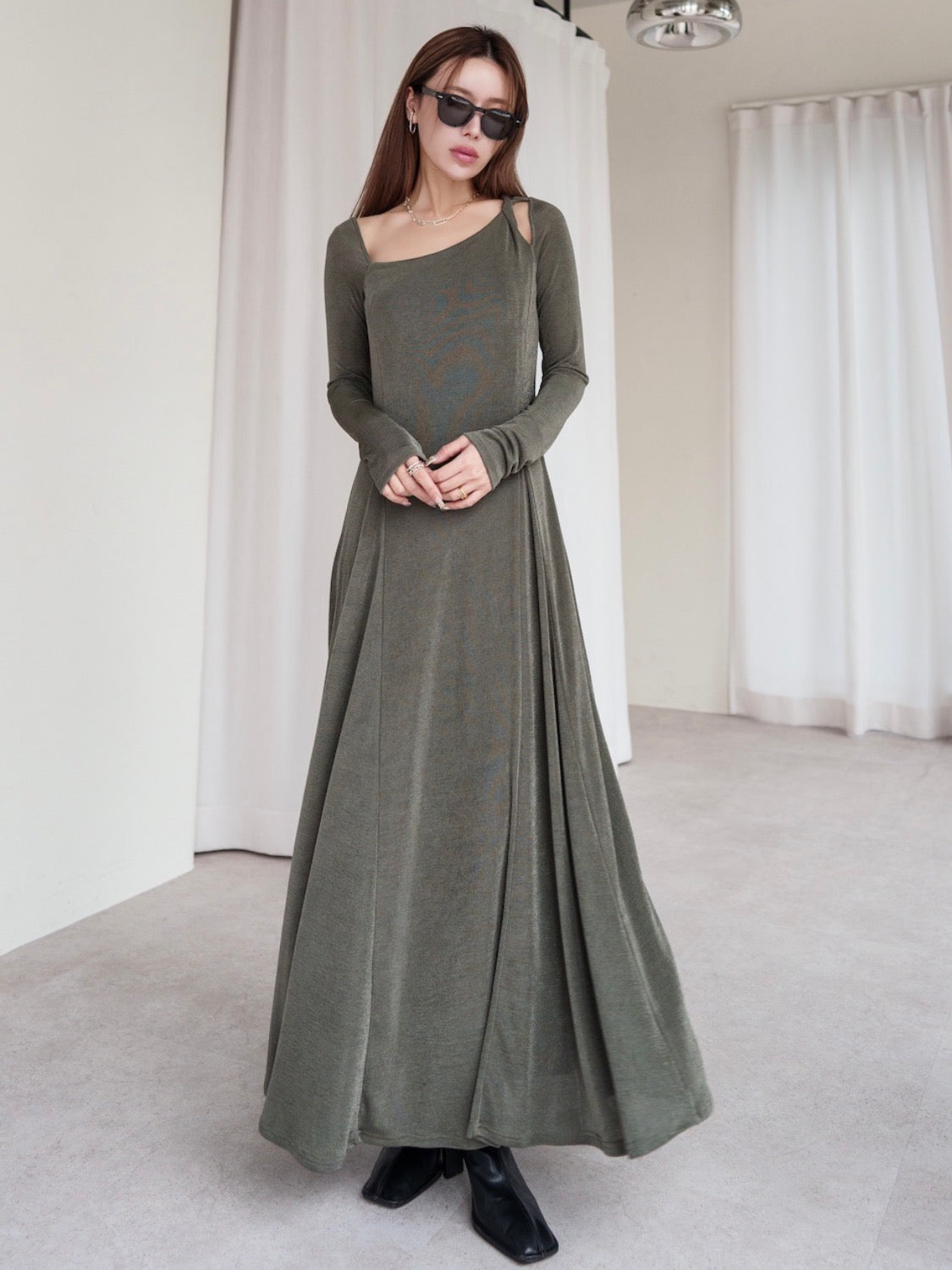 Twist ショルダー ラメ One-piece