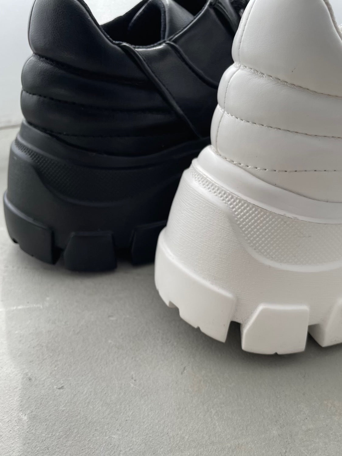 Volume ソール スニーカー