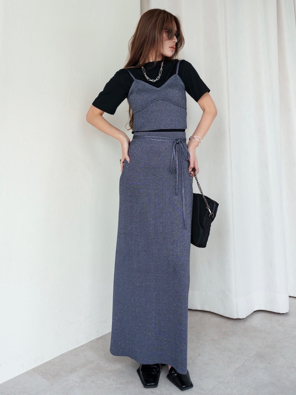 MODEL:159cm<br>COLOR:チャコールグレー