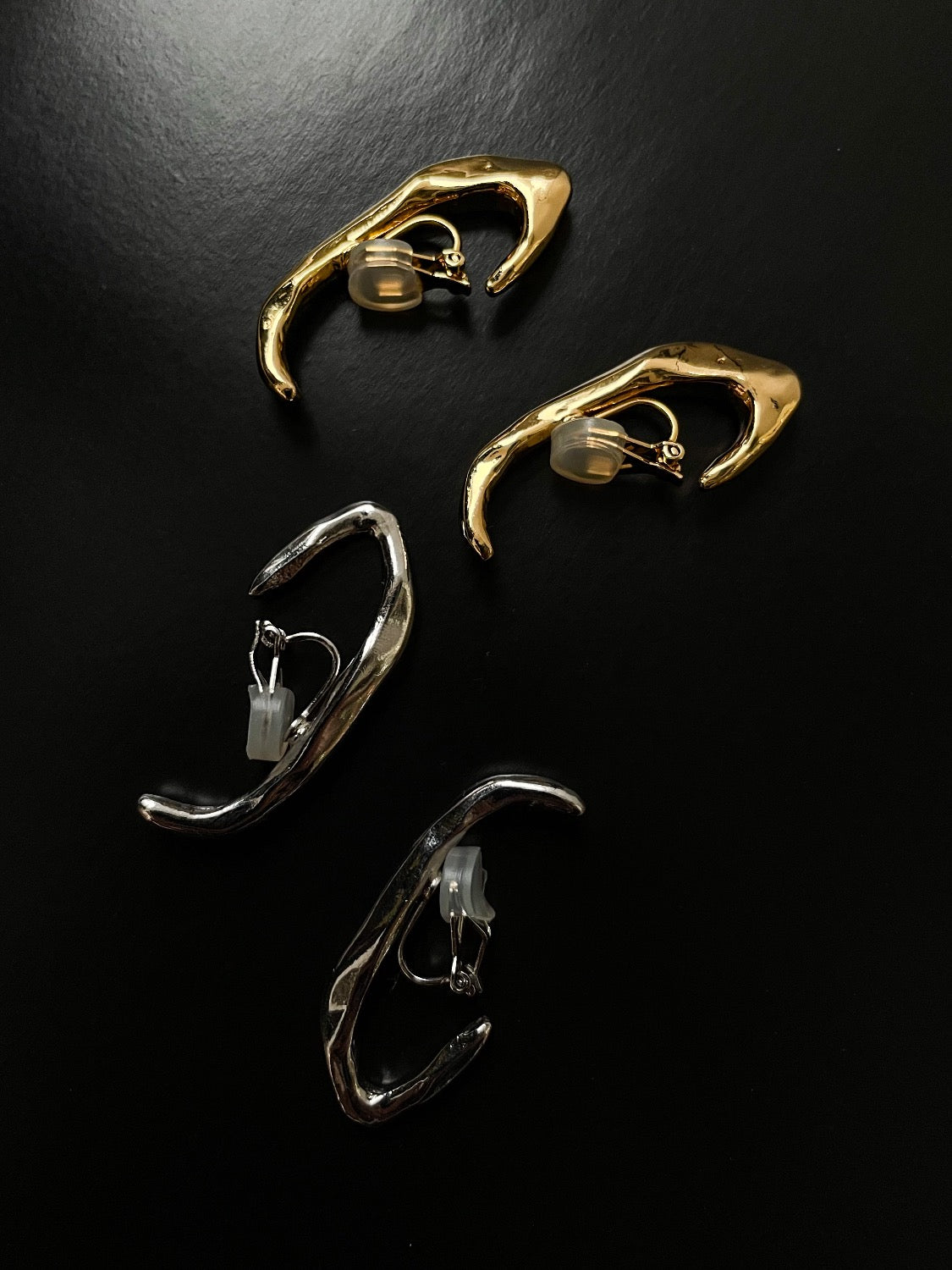 Nuance hook earrings