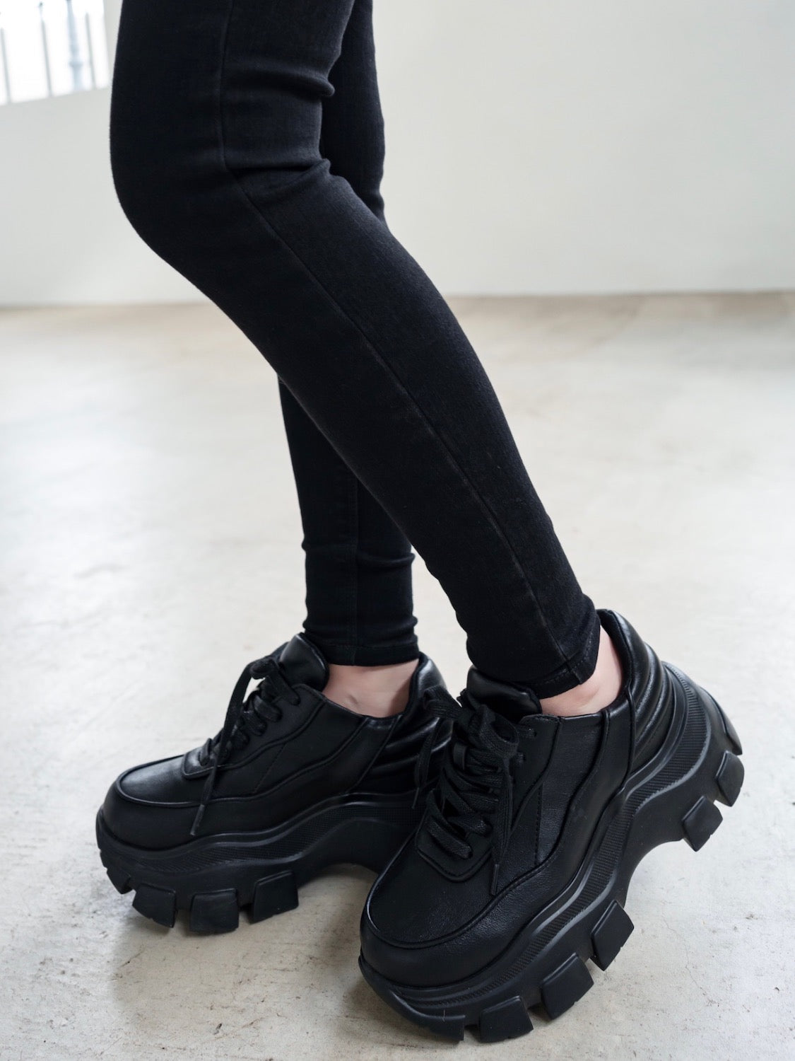 Volume ソール スニーカー