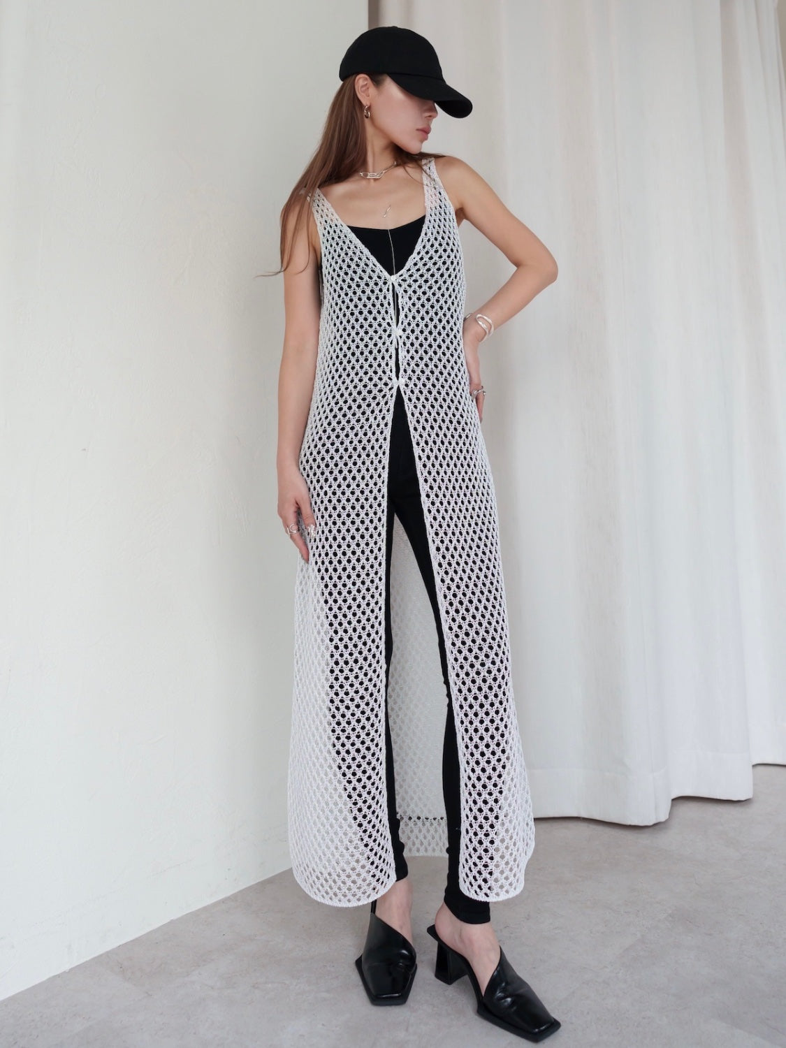 MODEL:159cm<br>COLOR:ホワイト