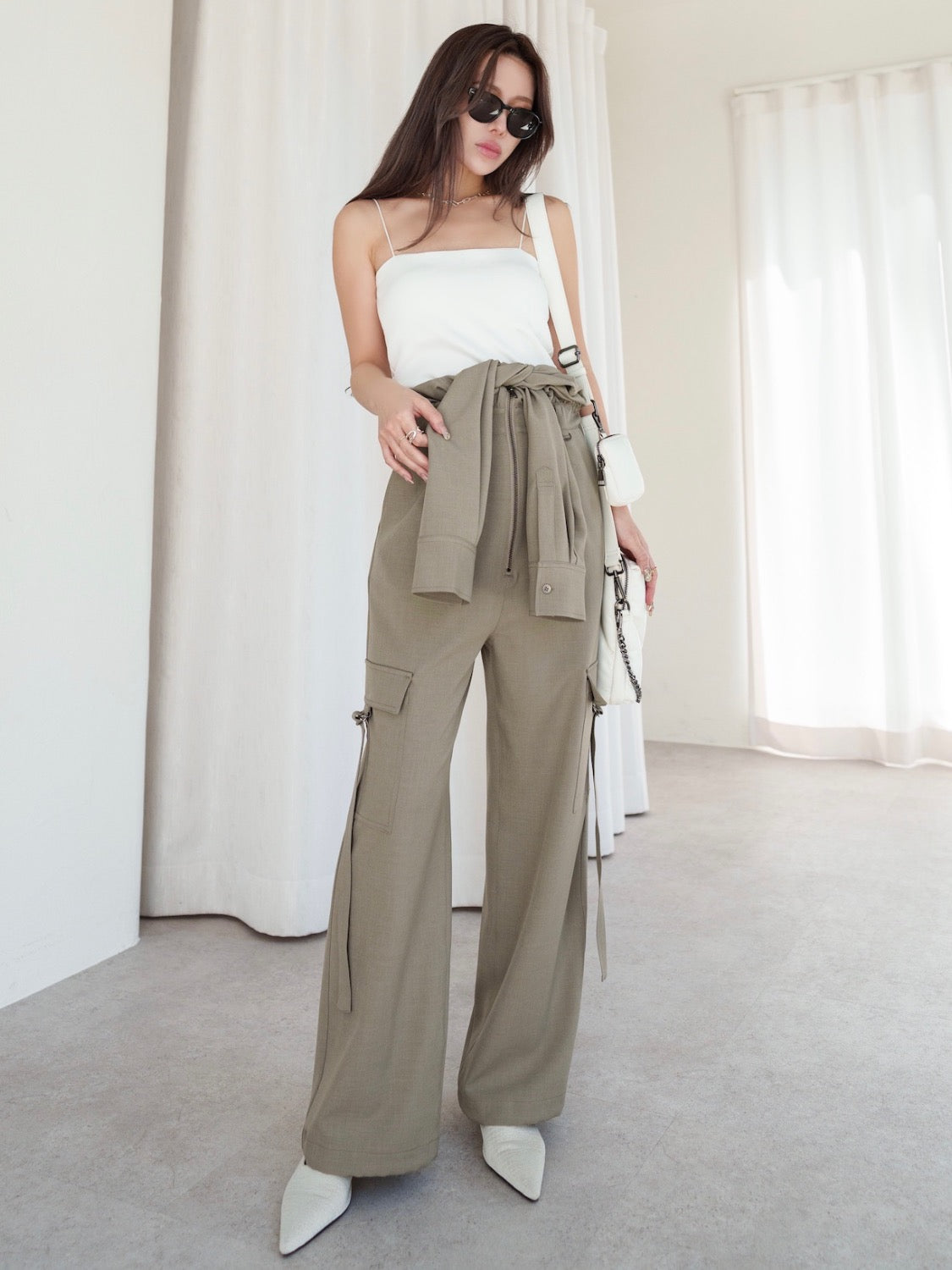 MODEL:159cm<br>COLOR:サンドベージュ