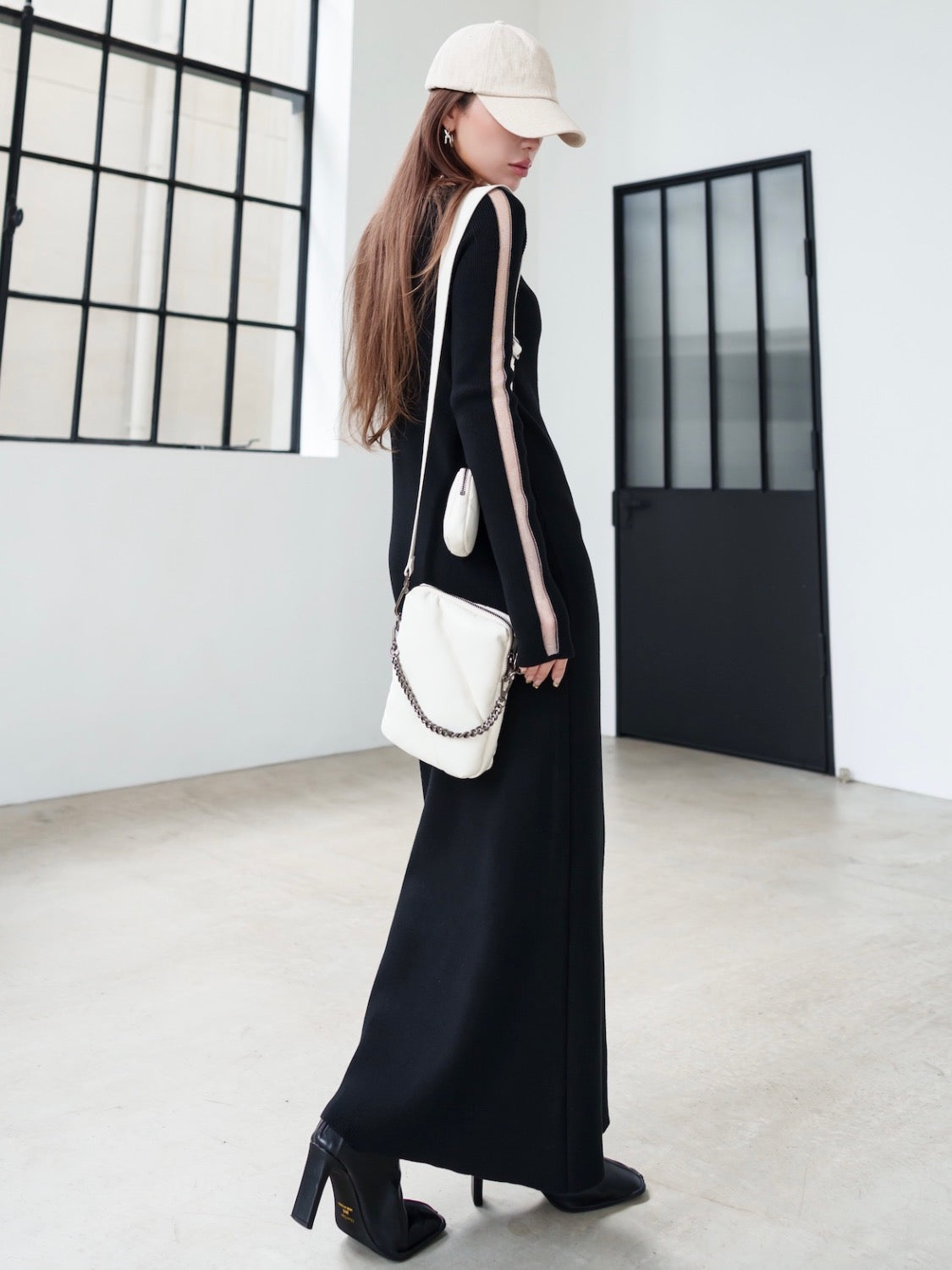 MODEL:159cm<br>COLOR:ブラック