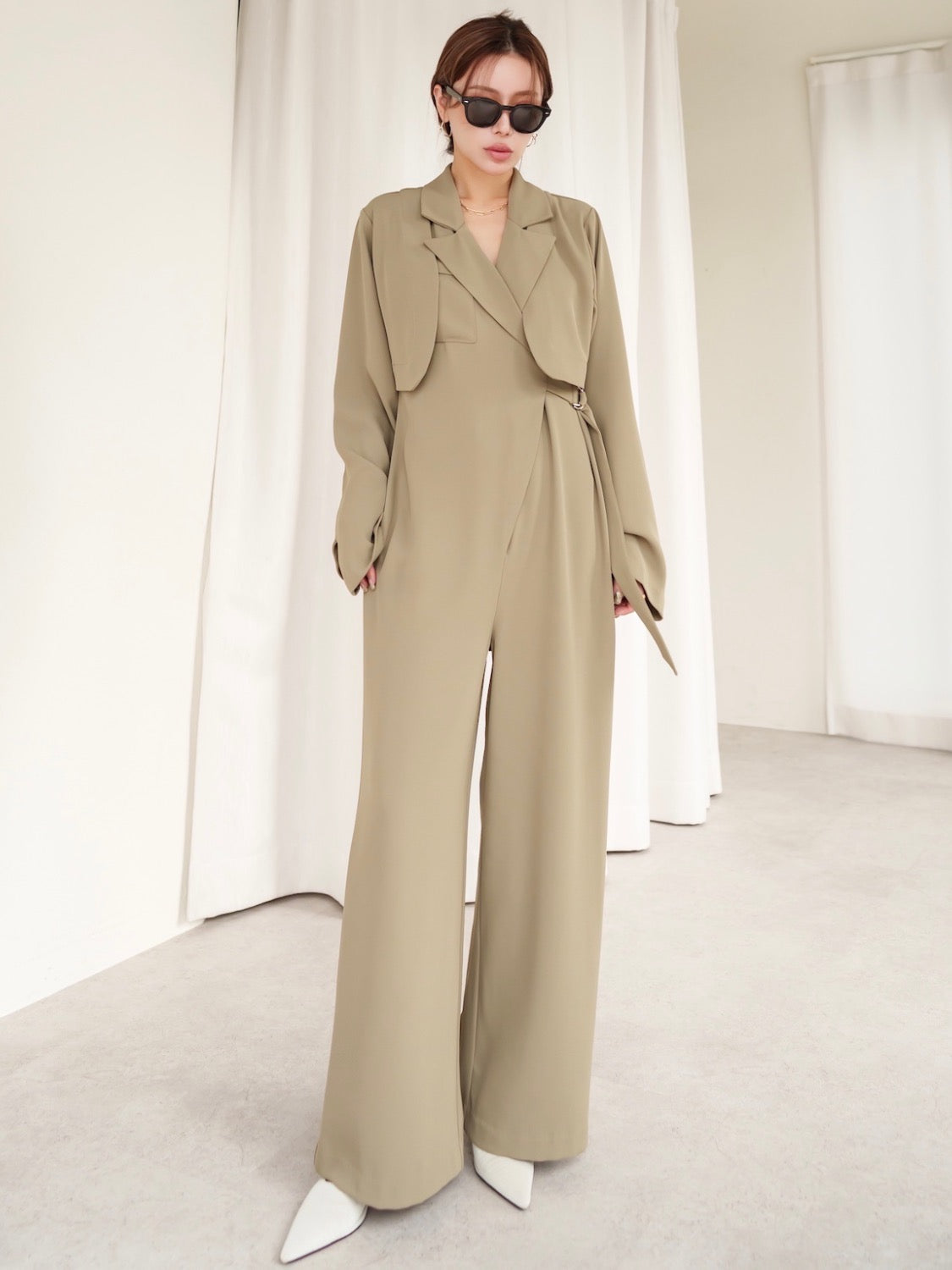 MODEL:159cm<br>COLOR:ベージュ