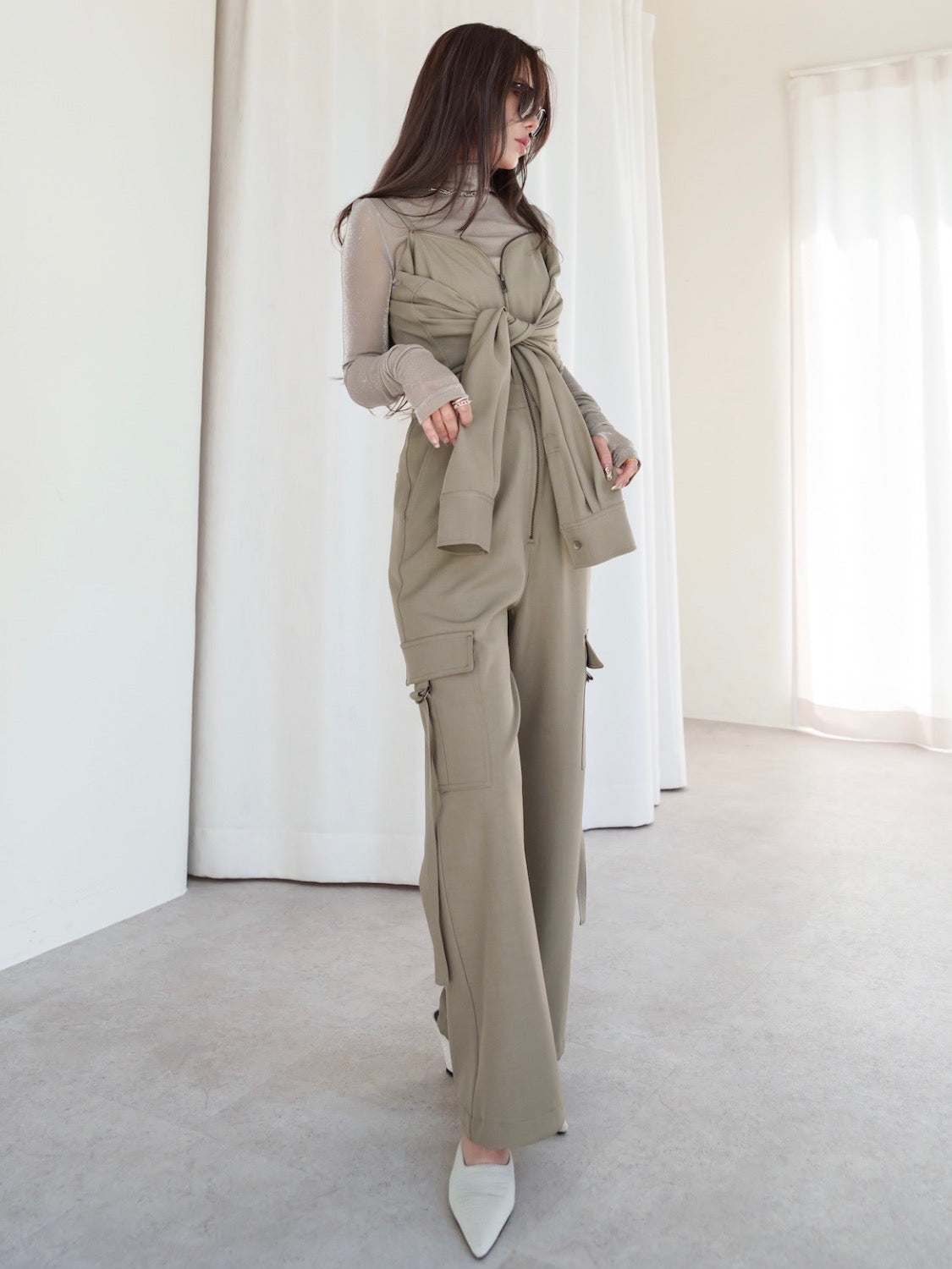 MODEL:159cm