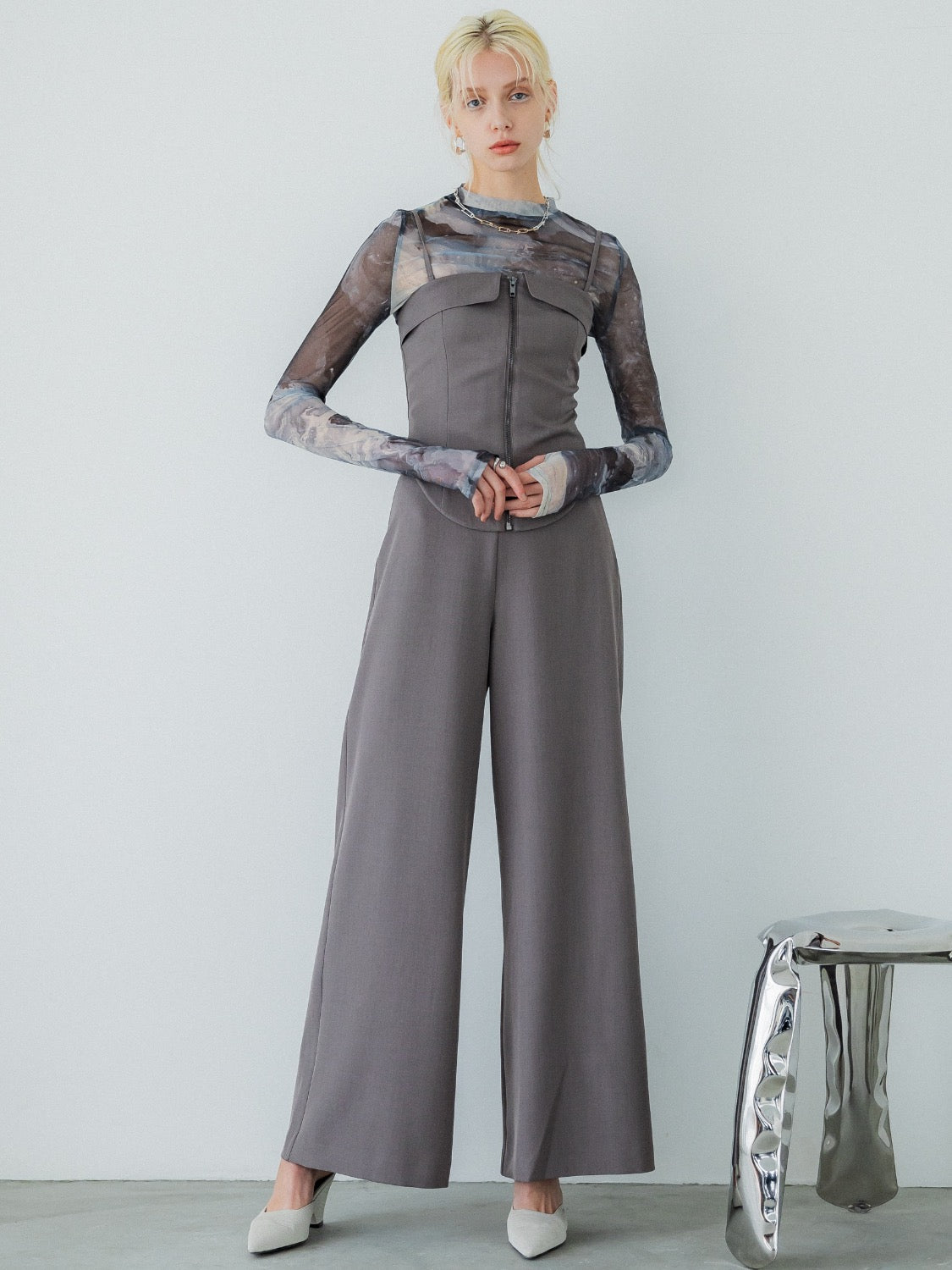 MODEL:175cm<br>着用サイズ:1<br>COLOR:グレー