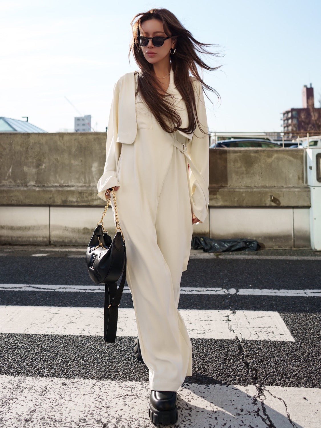 MODEL:159cm<br>COLOR:クリーム