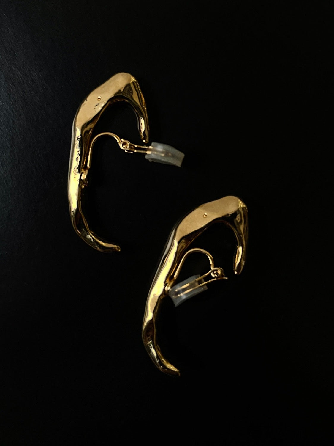 Nuance hook earrings