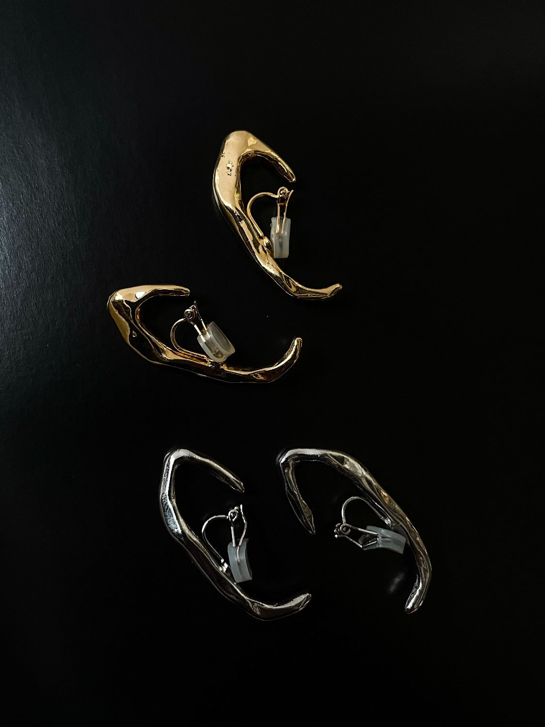 Nuance hook earrings