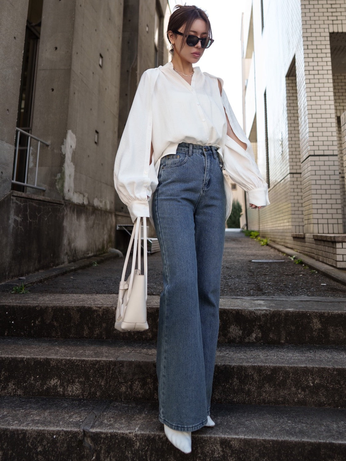 MODEL:159cm<br>着用サイズ:0<br>COLOR:ブルー