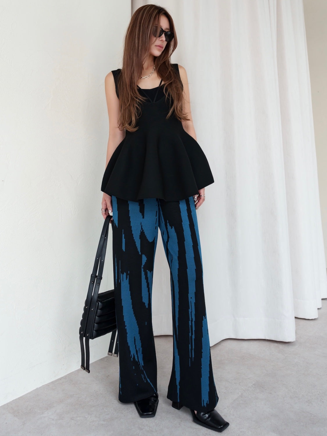 Pixel design knit pants