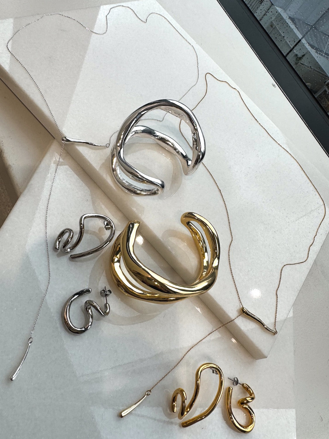 Twisted Drop Lariat Necklace