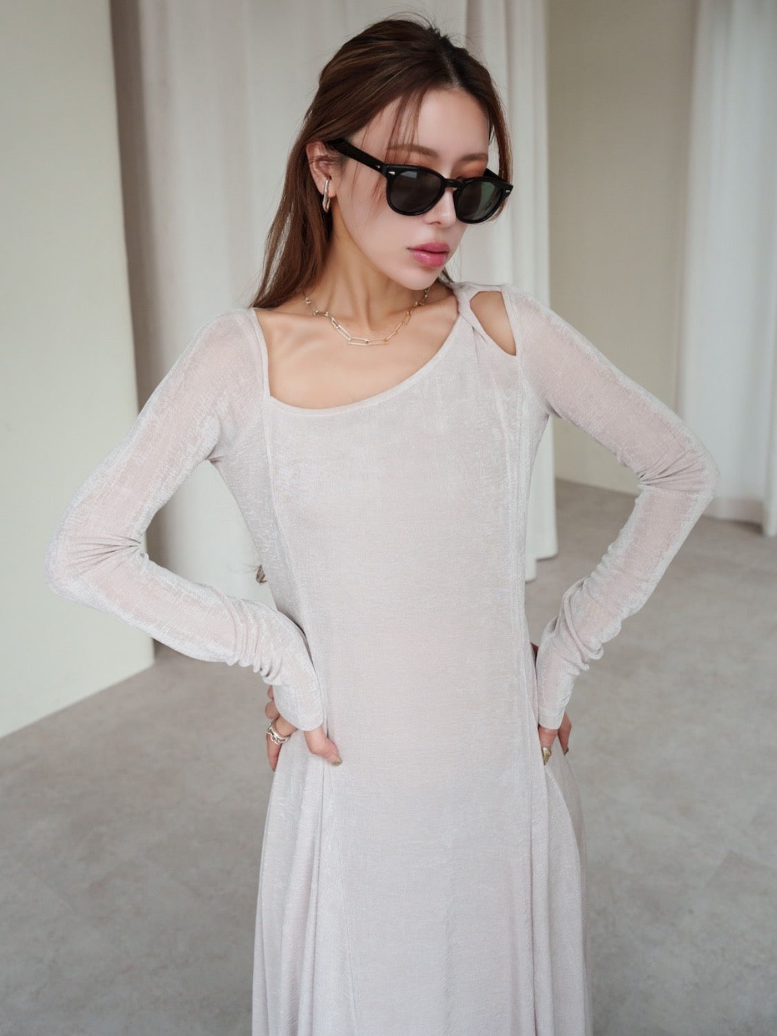 Twist ショルダー ラメ One-piece