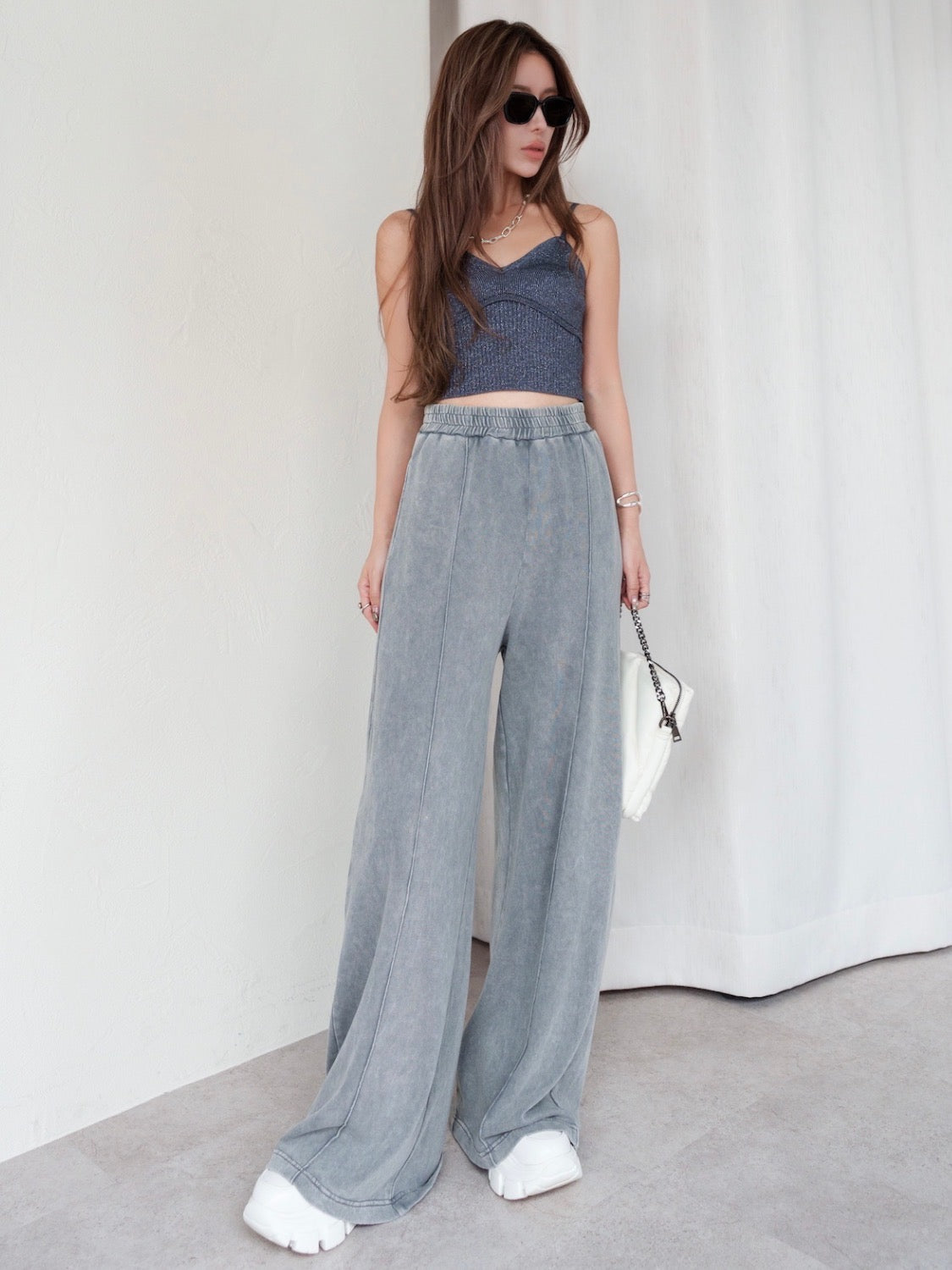 MODEL:159cm<br>COLOR:ライトグレー