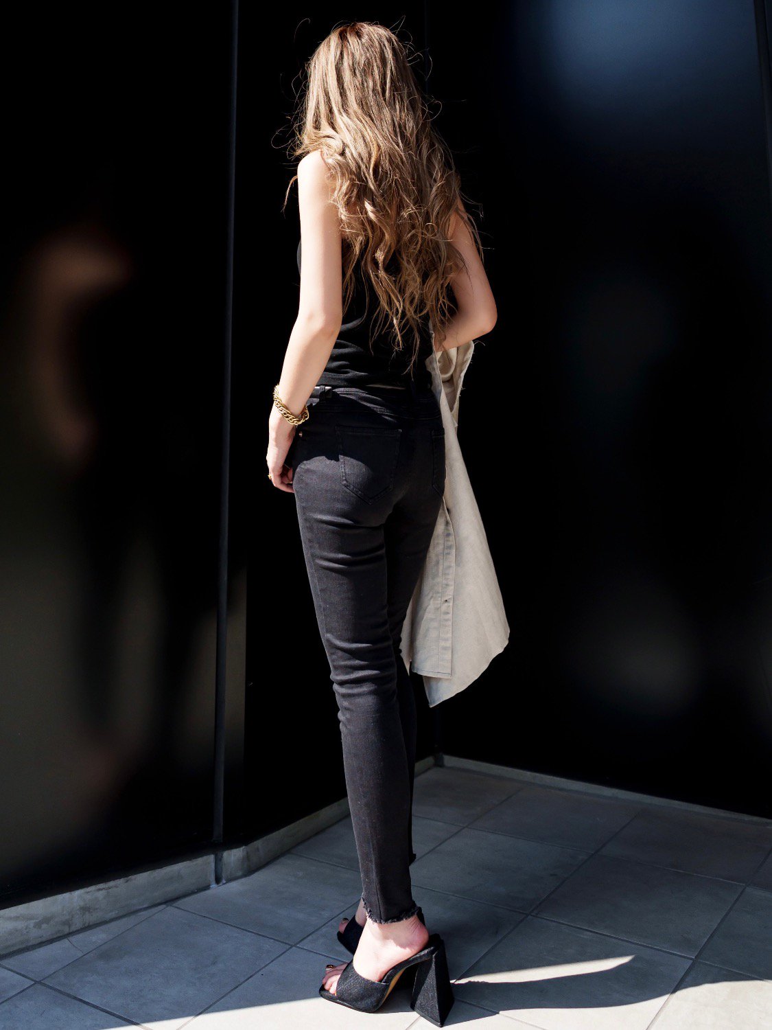 Hem-Damage Black Skinny