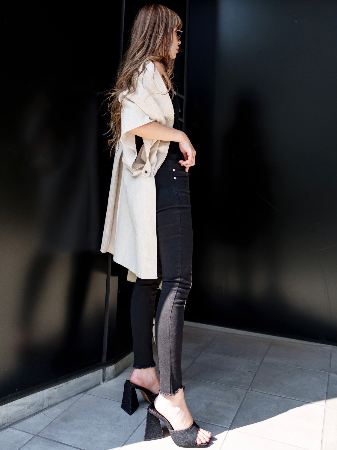 Hem-Damage Black Skinny