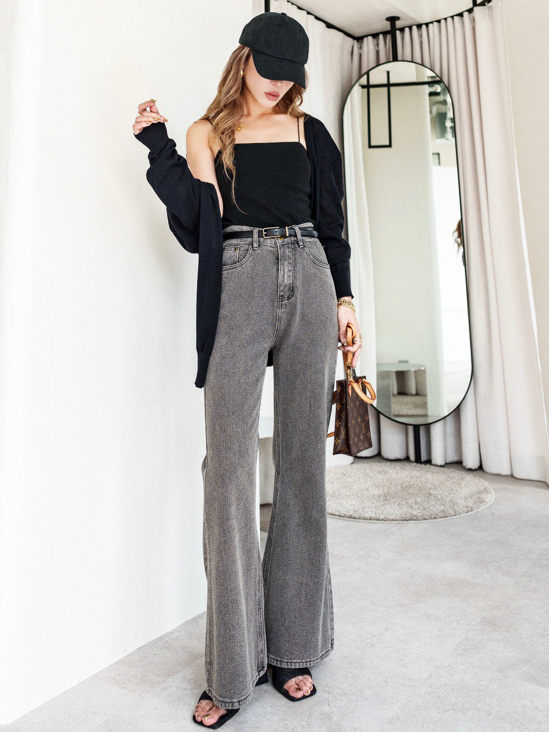 Square buckle leather belt