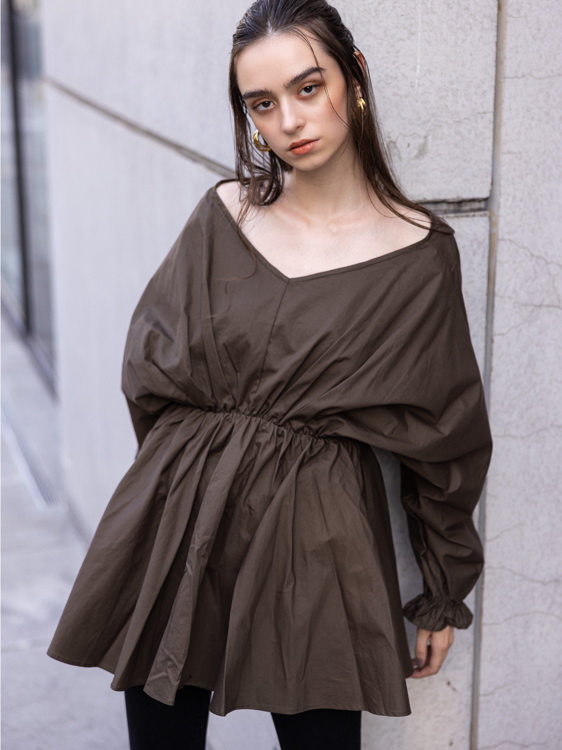 Gathered waist shirt