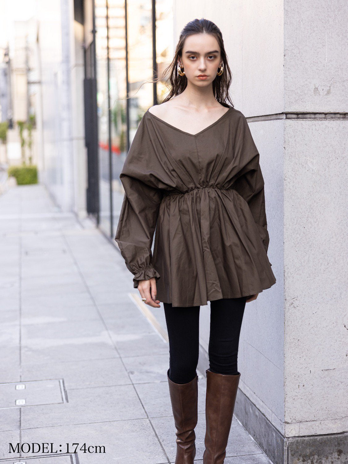 Gathered waist shirt