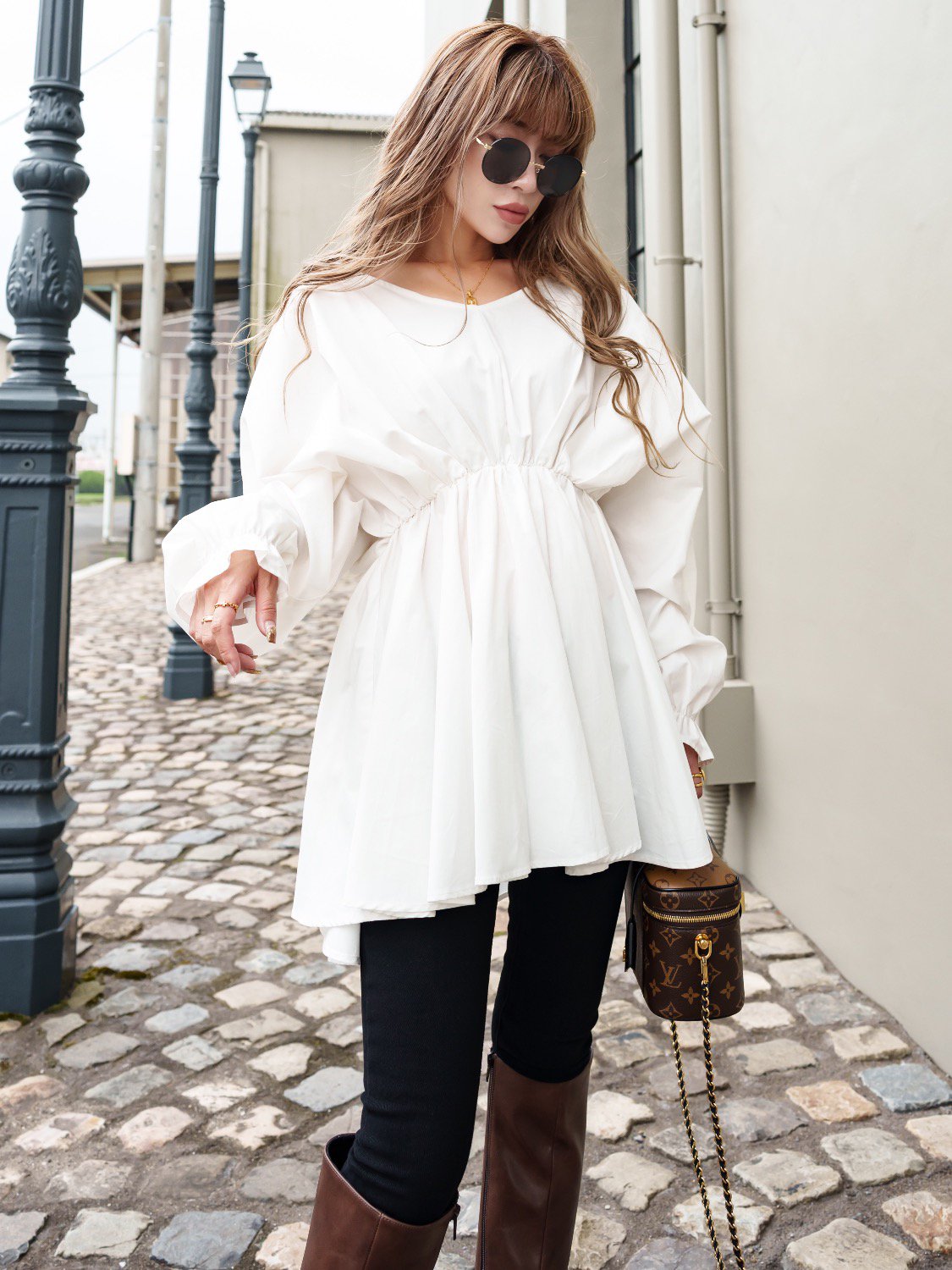 Gathered waist shirt