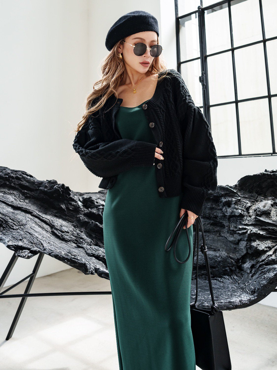 MODEL:159cm