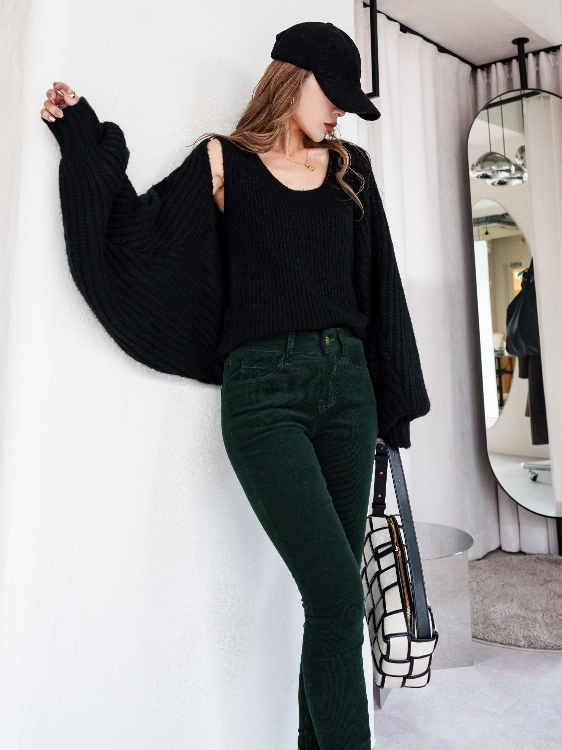 MODEL:159cm