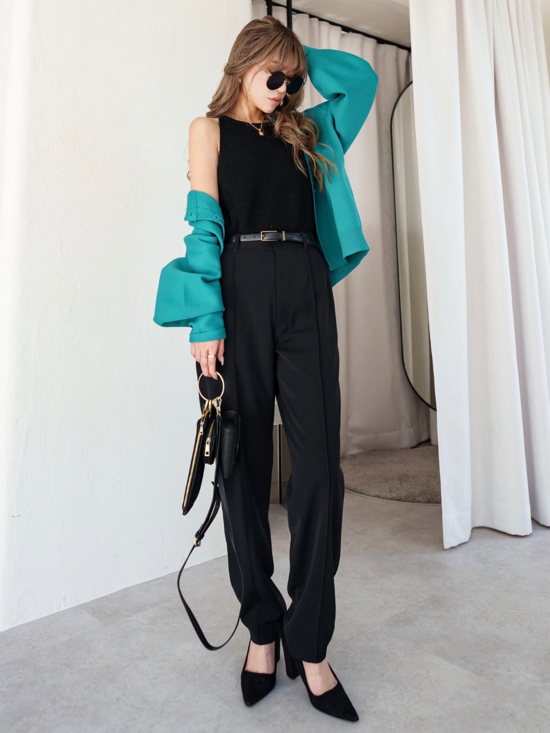 Center-seam テーパードパンツ