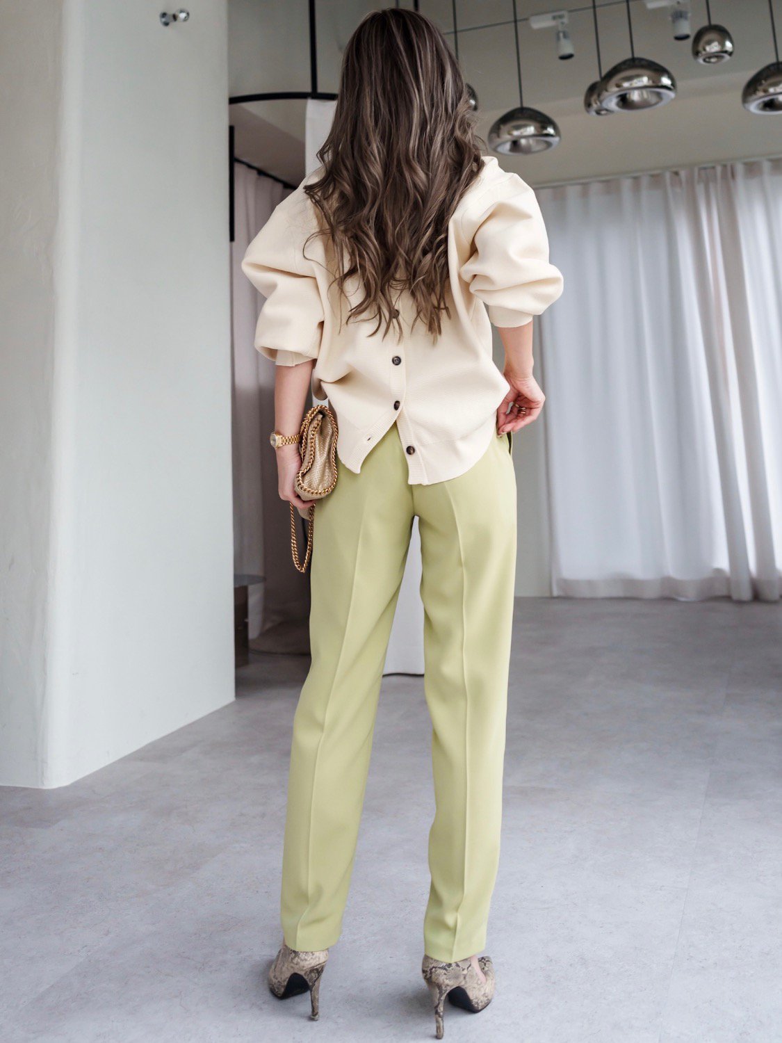 Center-seam テーパードパンツ