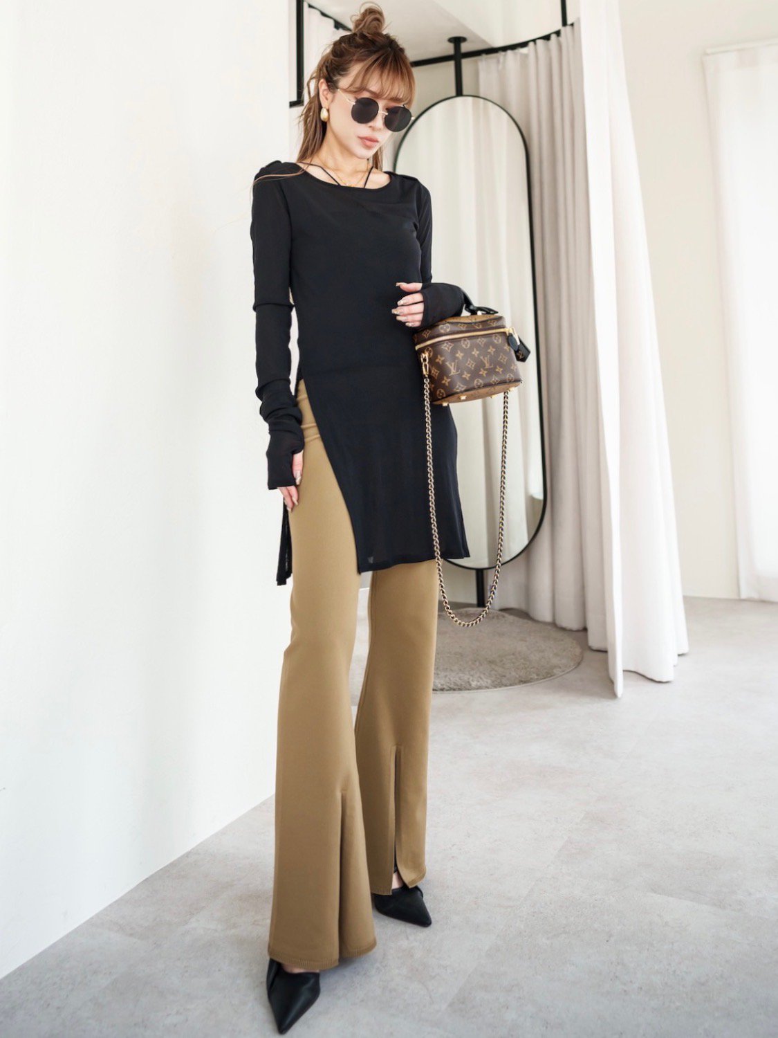 Front slit knit pants