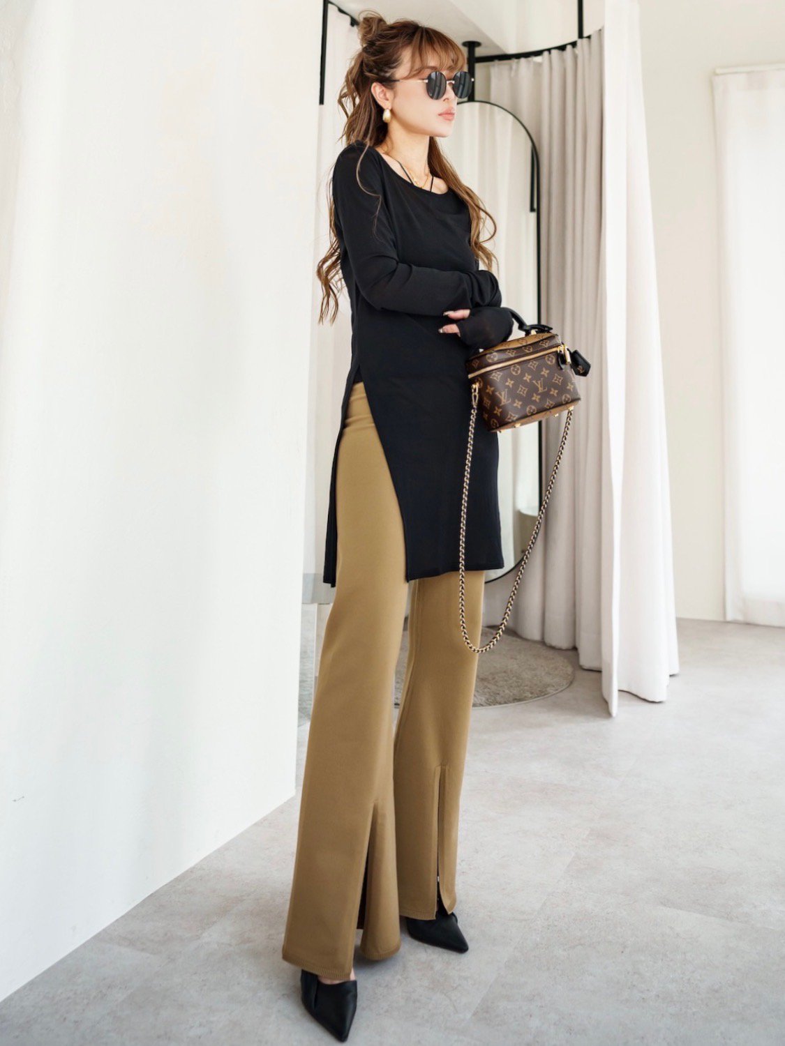 Front slit knit pants