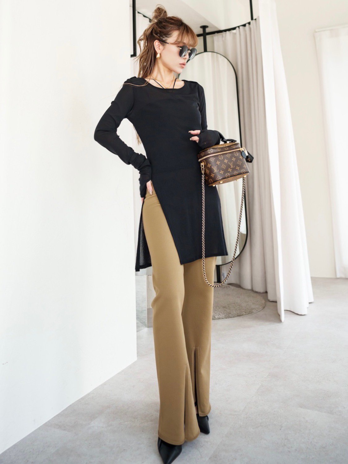 Front slit knit pants