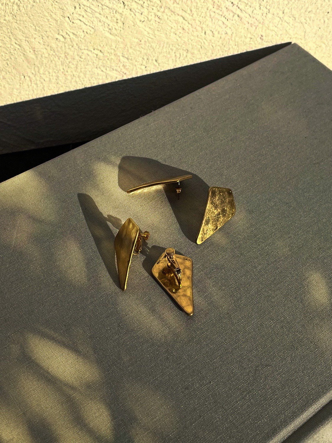 Emboss Gold Earrings