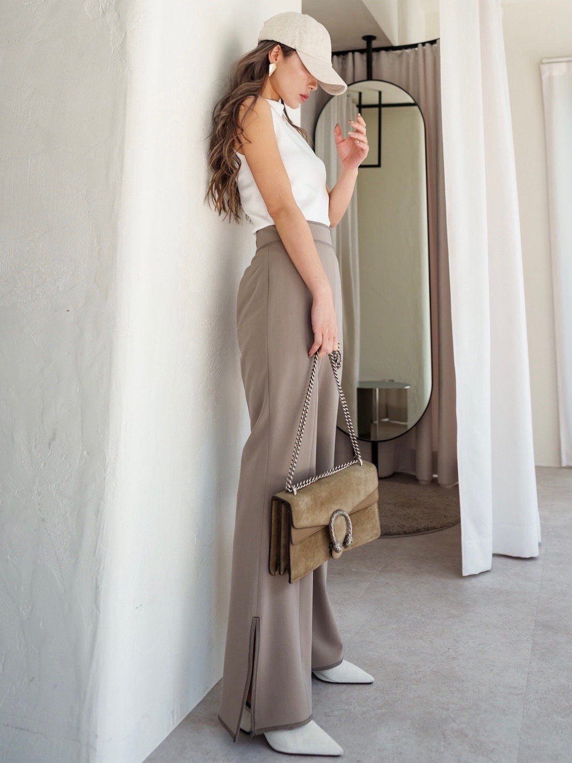 Stitched semi-flared pants