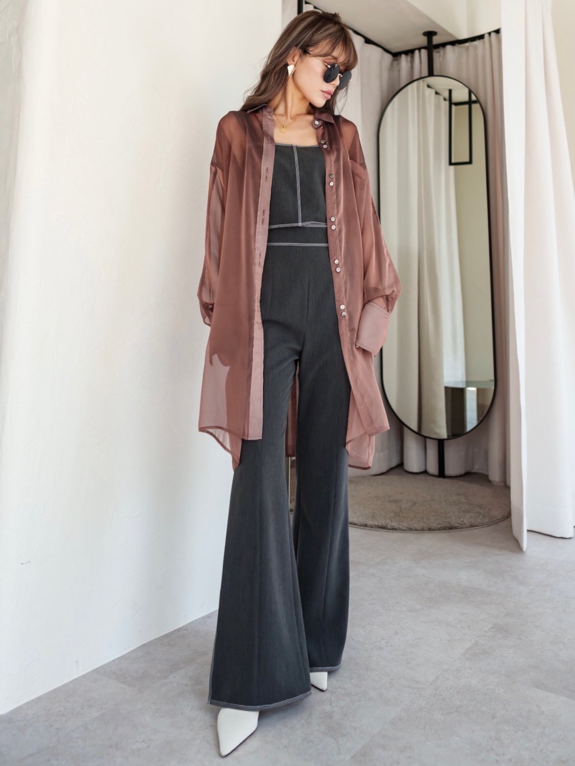 Stitched semi-flared pants