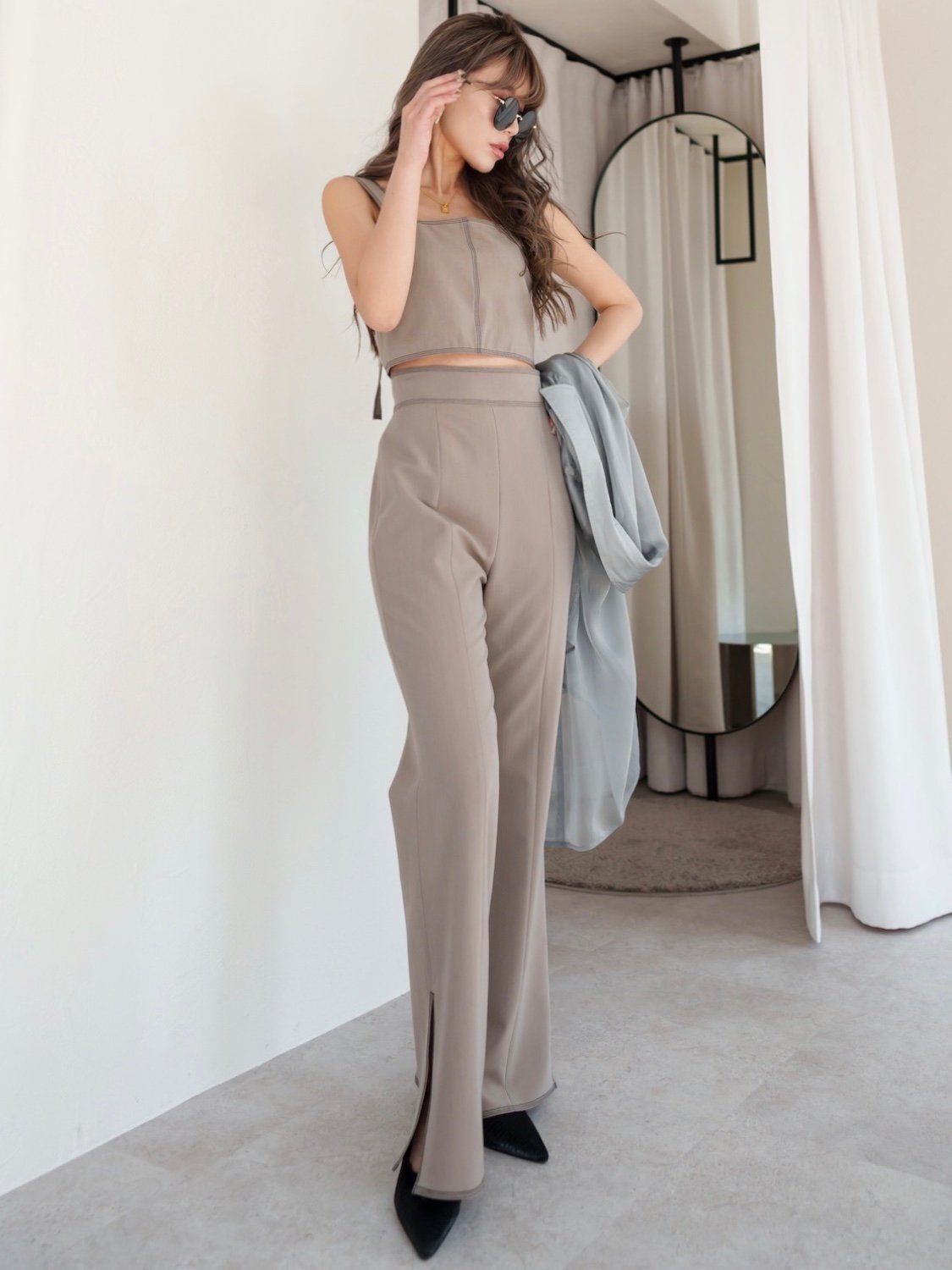 MODEL:159cm<br>COLOR:グレージュ