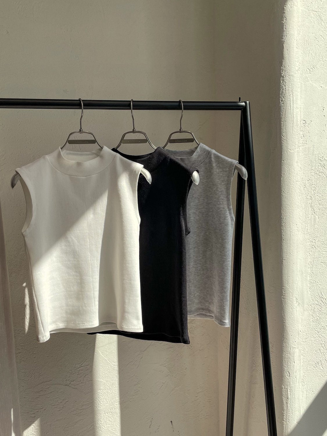 Sleeveless Ribbed Tops