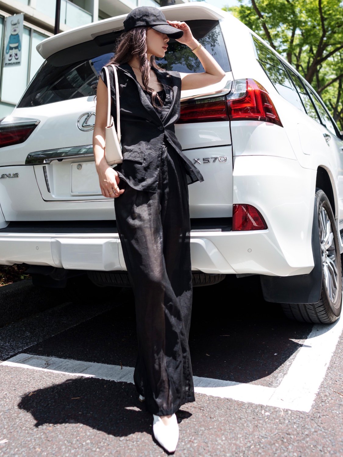 Sheer tuck wide pants