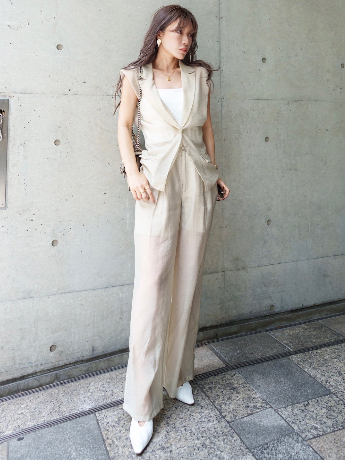Sheer tuck wide pants