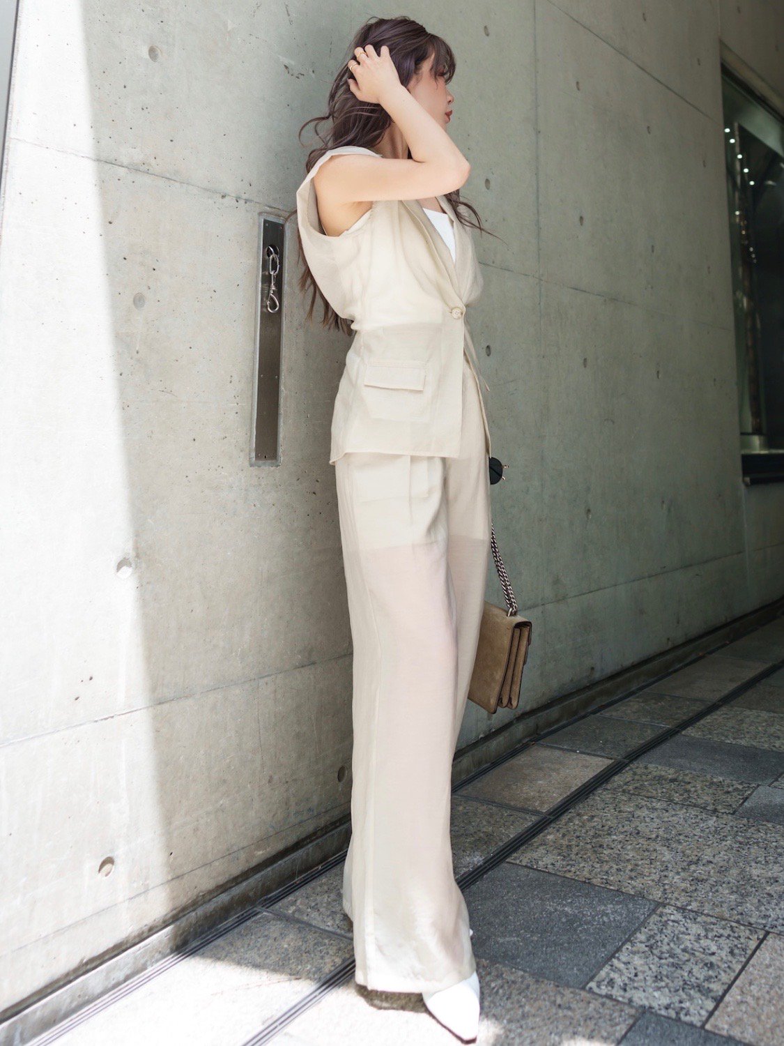 Sheer tuck wide pants