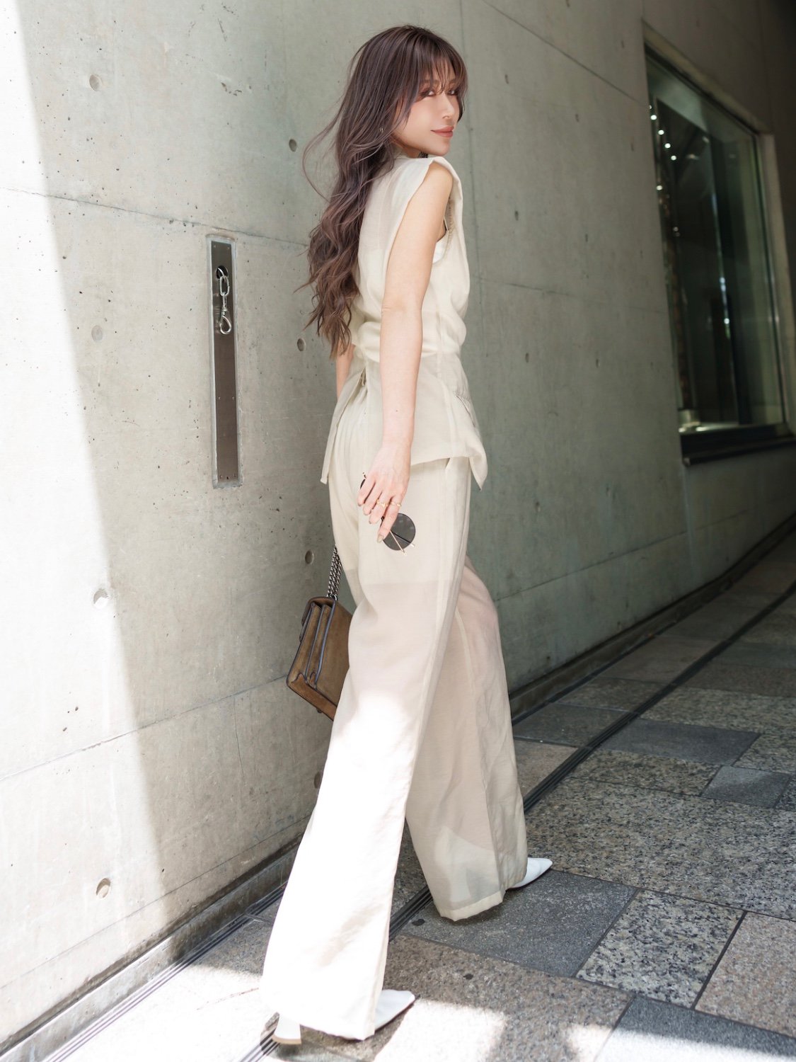 Sheer tuck wide pants