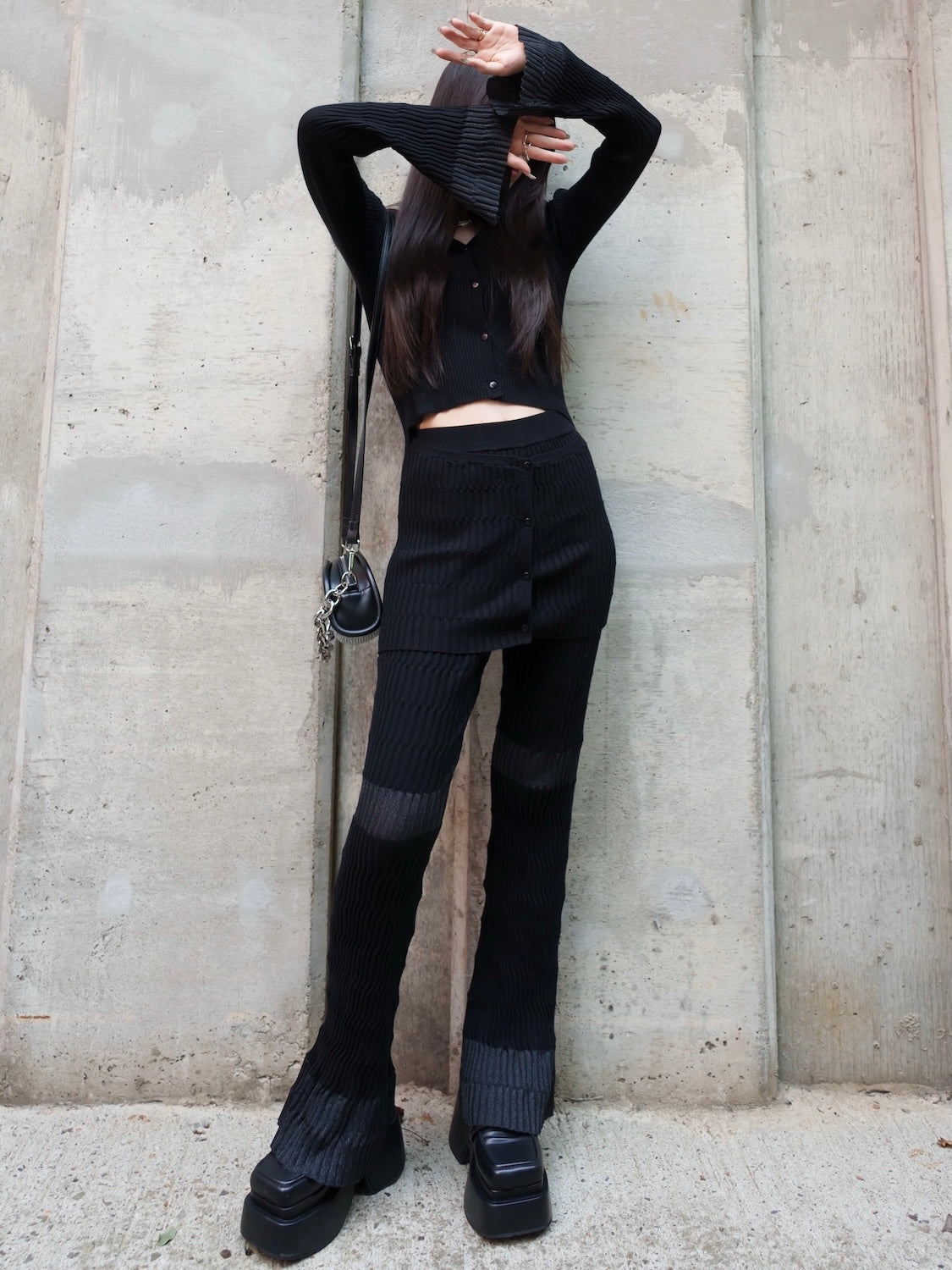 MODEL：159cm<br>COLOR：ブラック