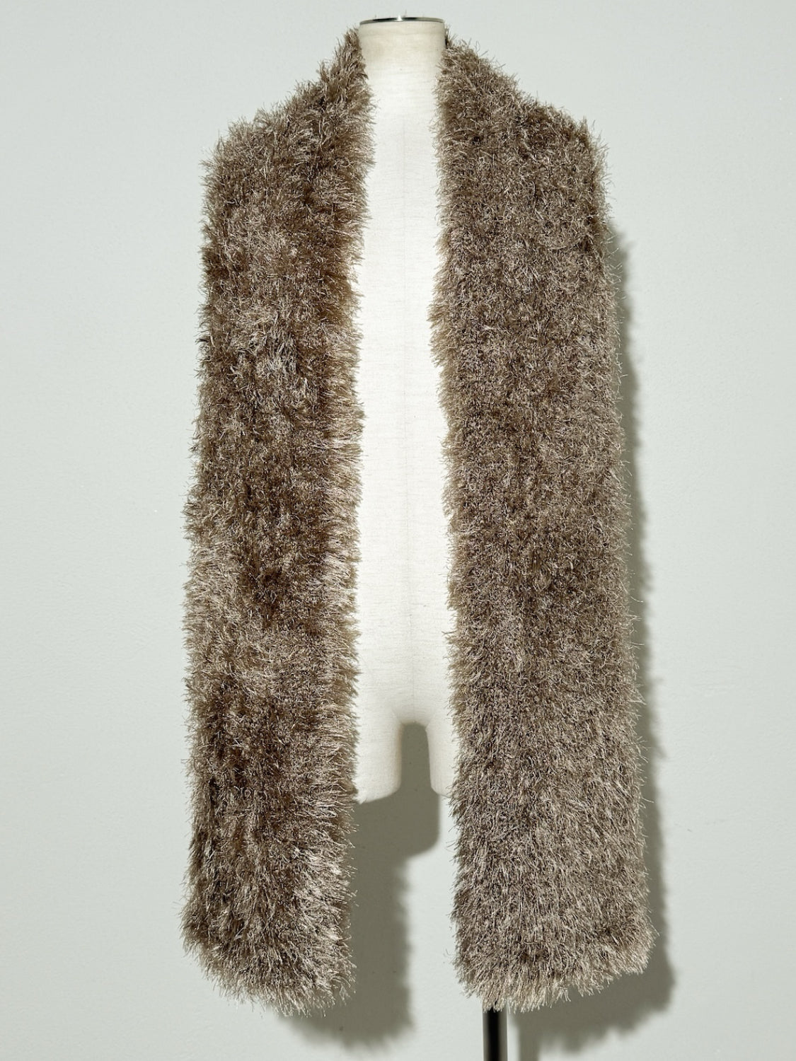 Vネック シャギーKNIT&マフラー Set