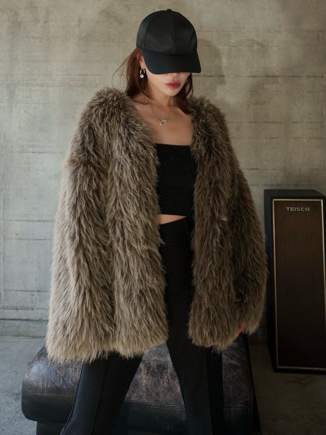ノーカラー チベット Fur コート