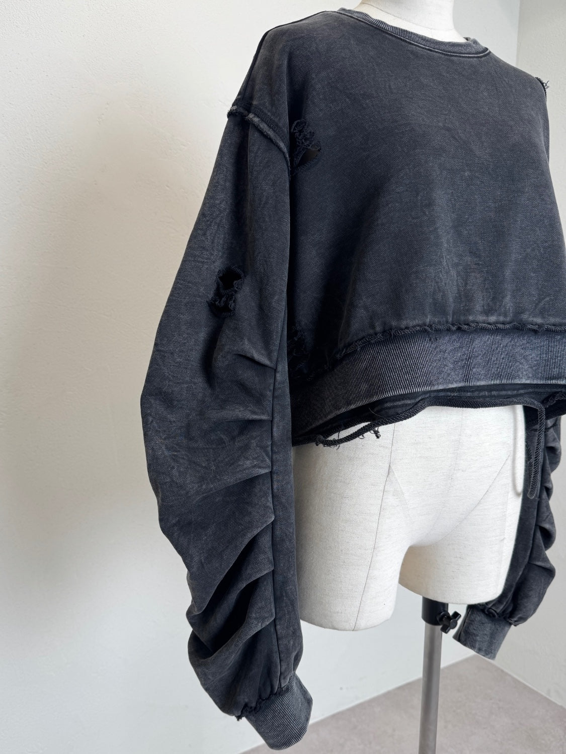 ピグメント Short ダメージ プルオーバー