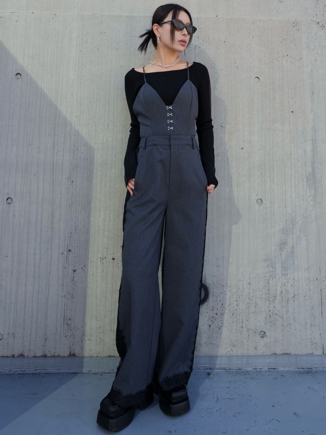 MODEL：159cm<br>着用サイズ：0<br>COLOR：グレー